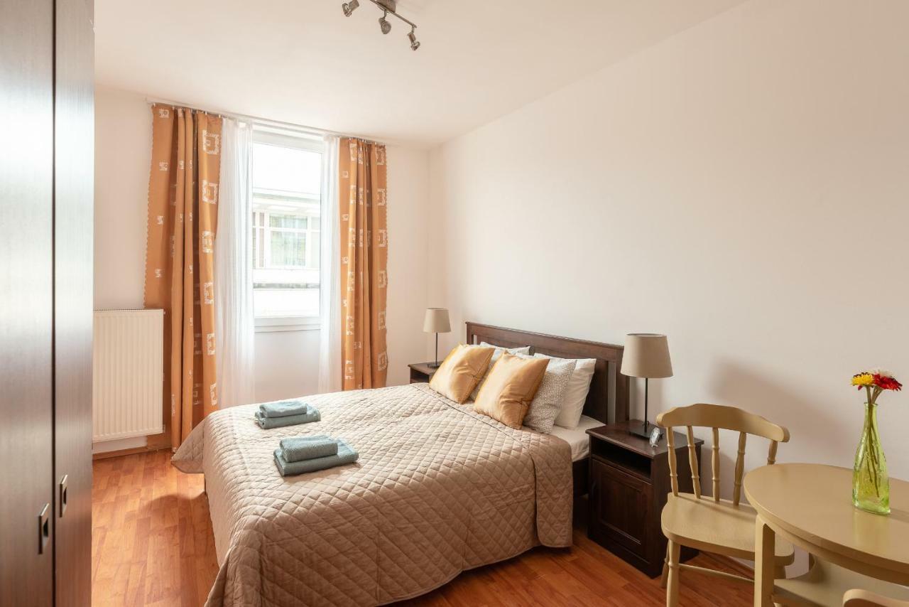 Rakoczi Apartments Boedapest Buitenkant foto